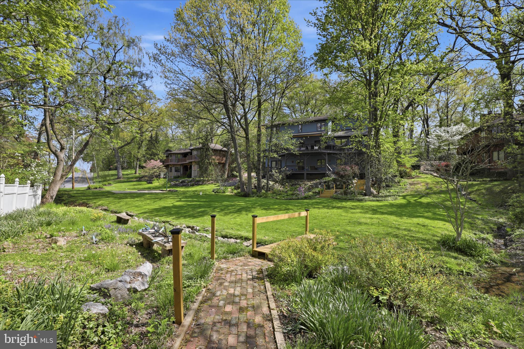 KISSEL HILL - Residential