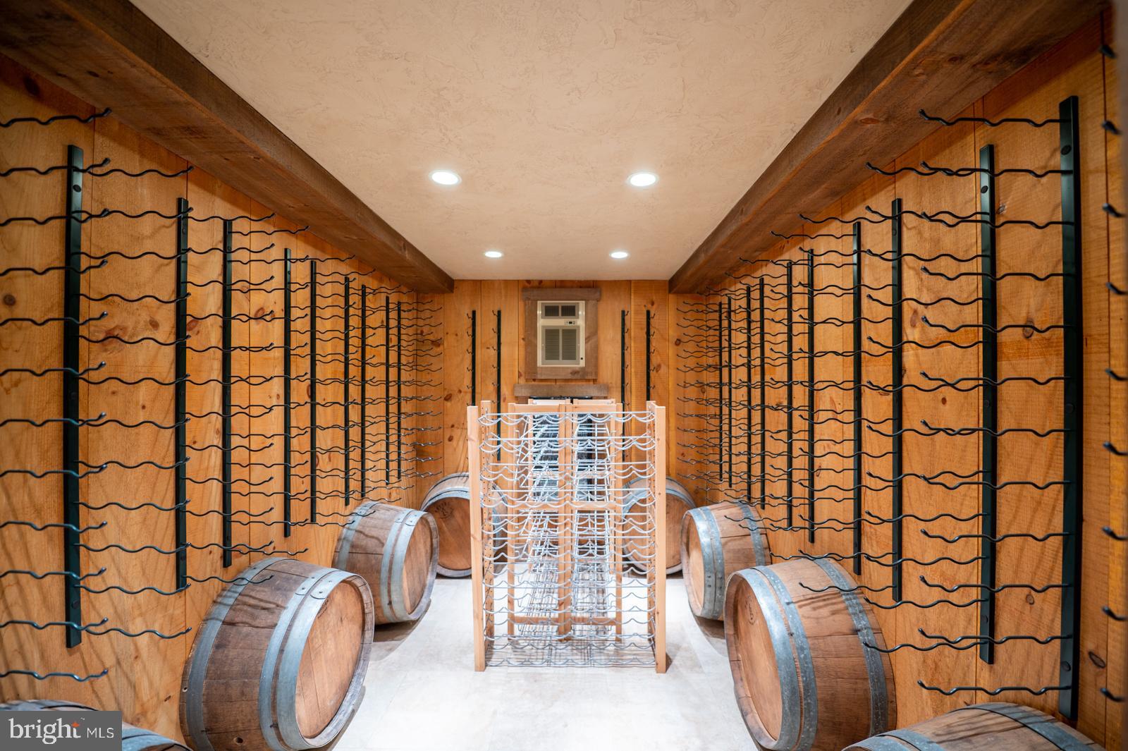 ASHWOOD MANOR - Residential