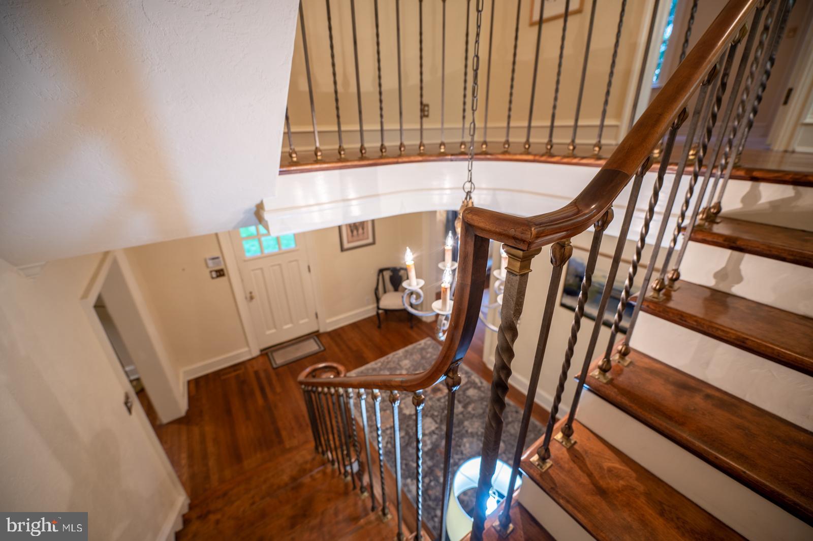 ASHWOOD MANOR - Residential