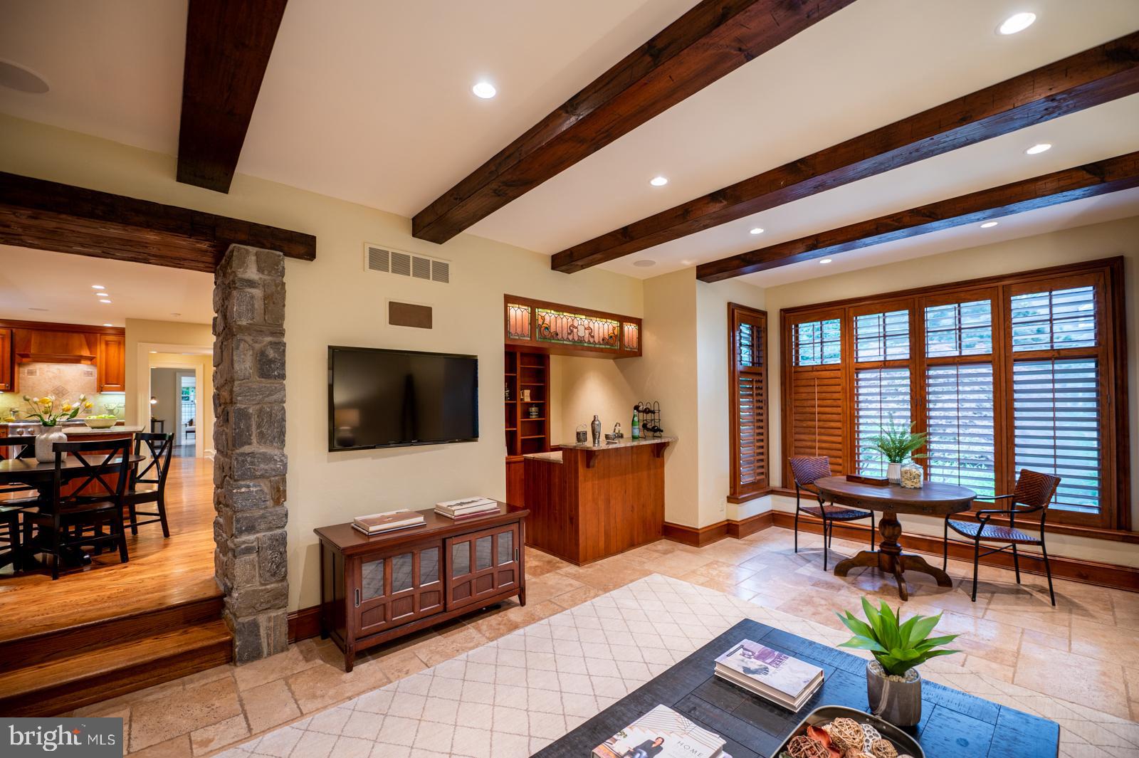 ASHWOOD MANOR - Residential