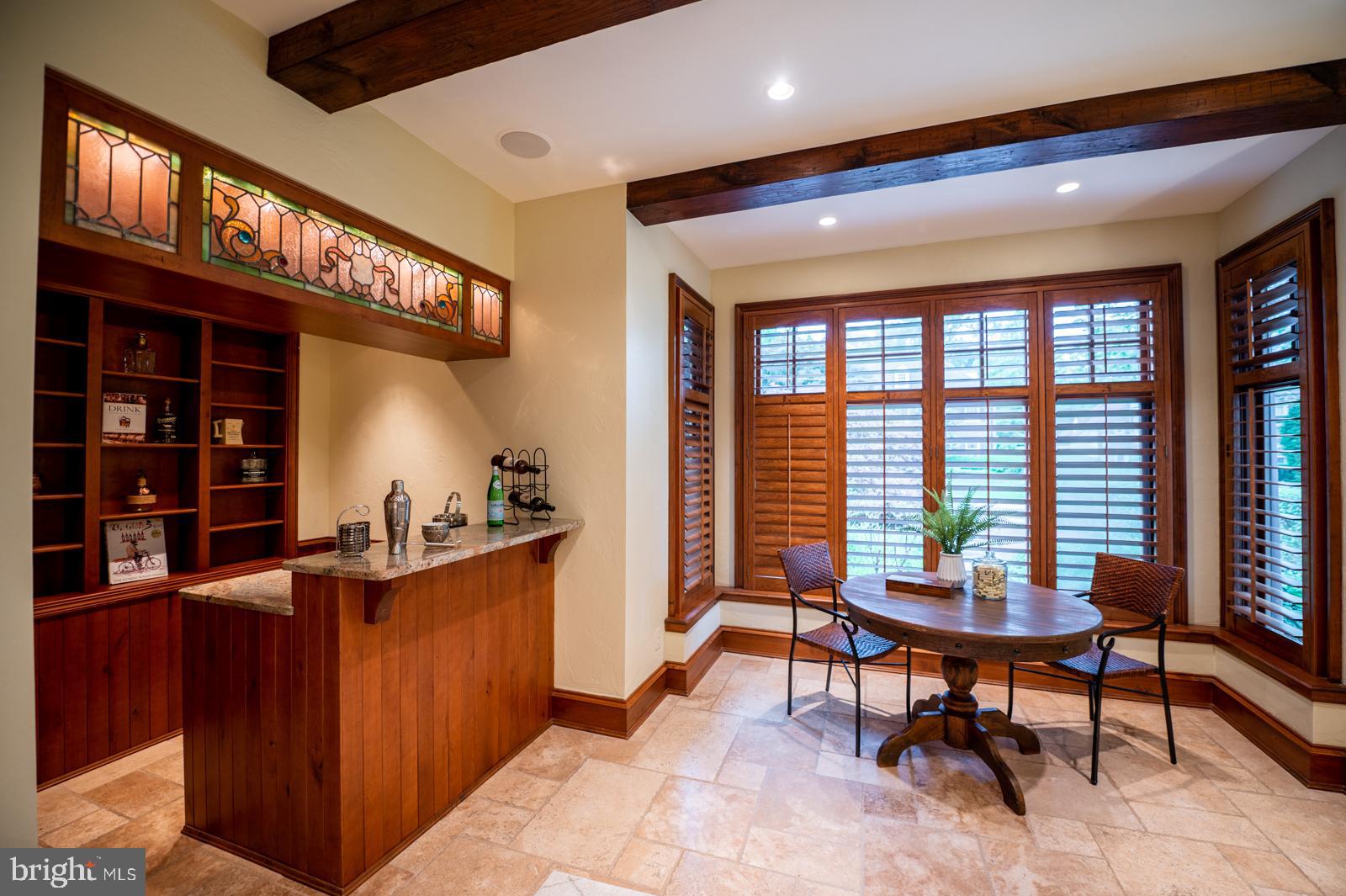 ASHWOOD MANOR - Residential