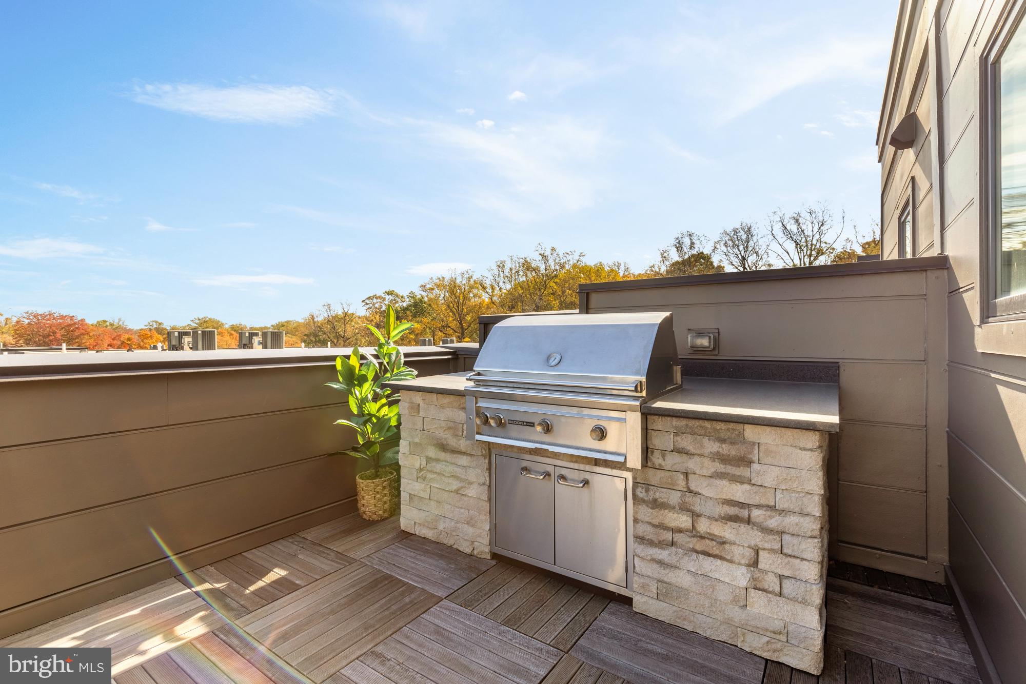 CHEVY CHASE - Residential