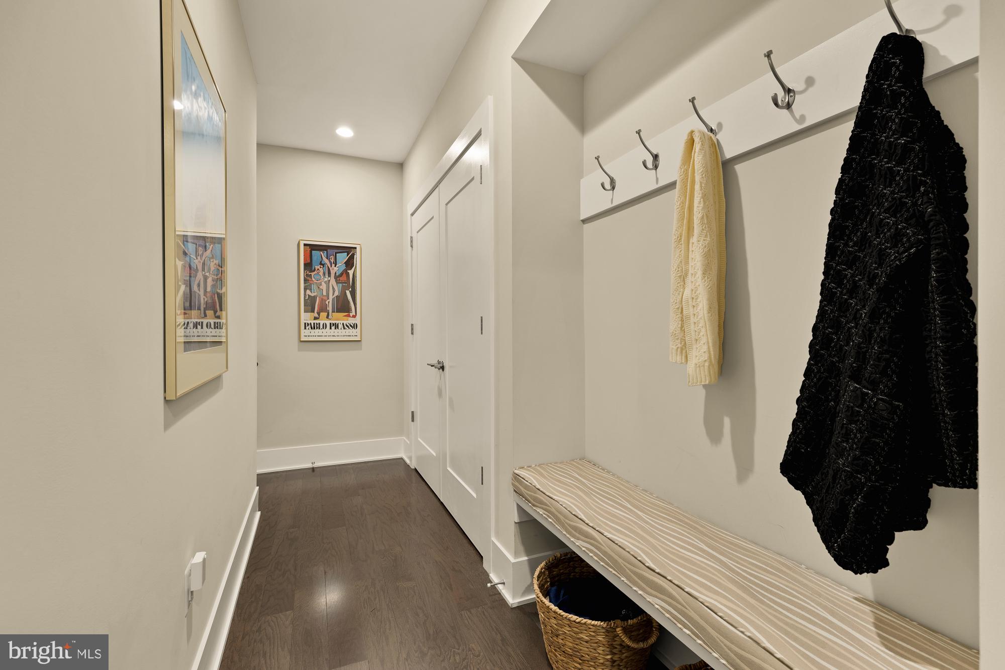 CHEVY CHASE - Residential