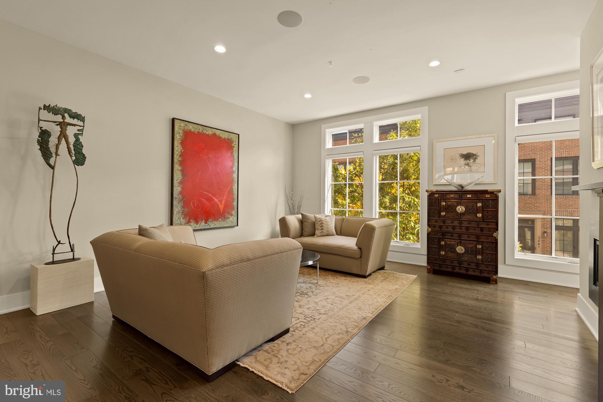 CHEVY CHASE - Residential