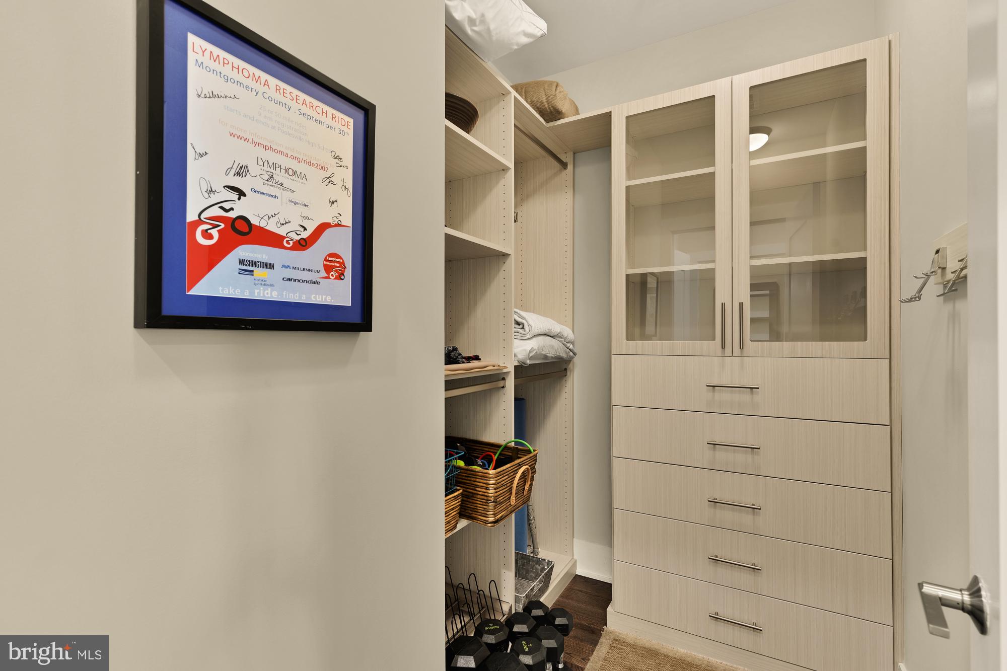 CHEVY CHASE - Residential