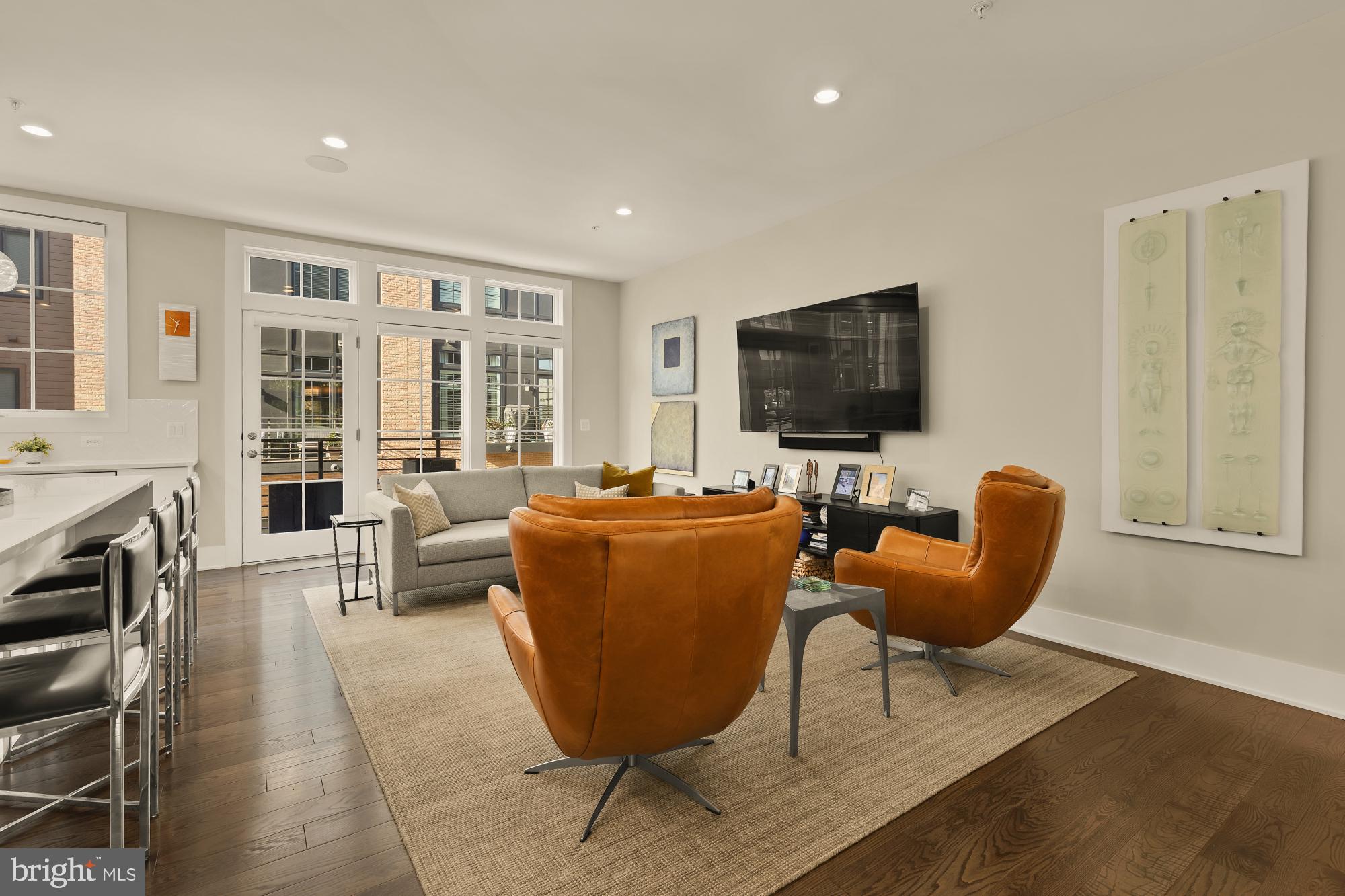 CHEVY CHASE - Residential