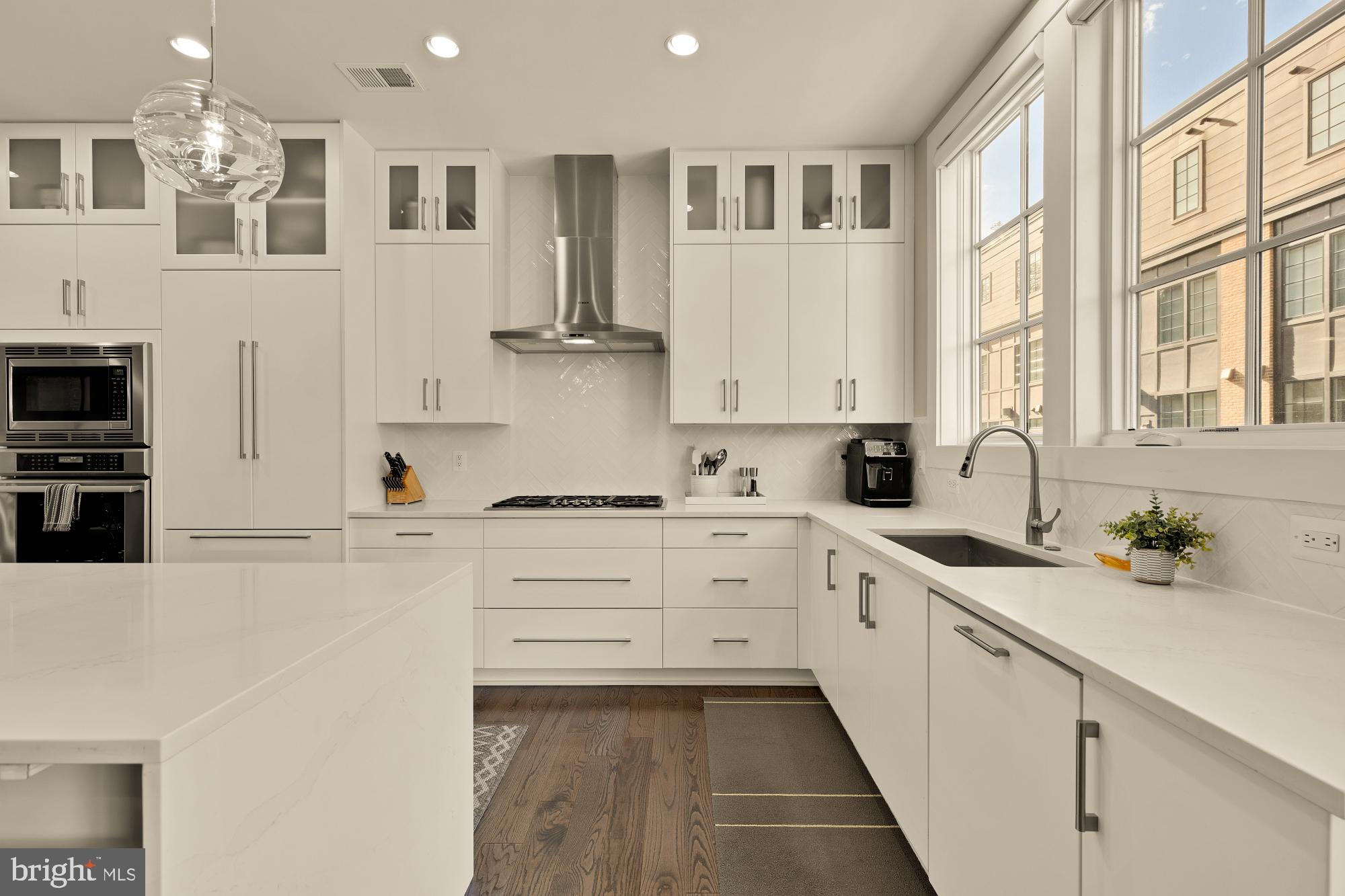 CHEVY CHASE - Residential