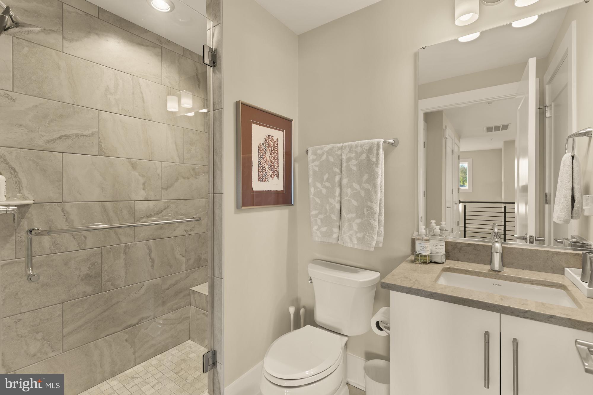 CHEVY CHASE - Residential