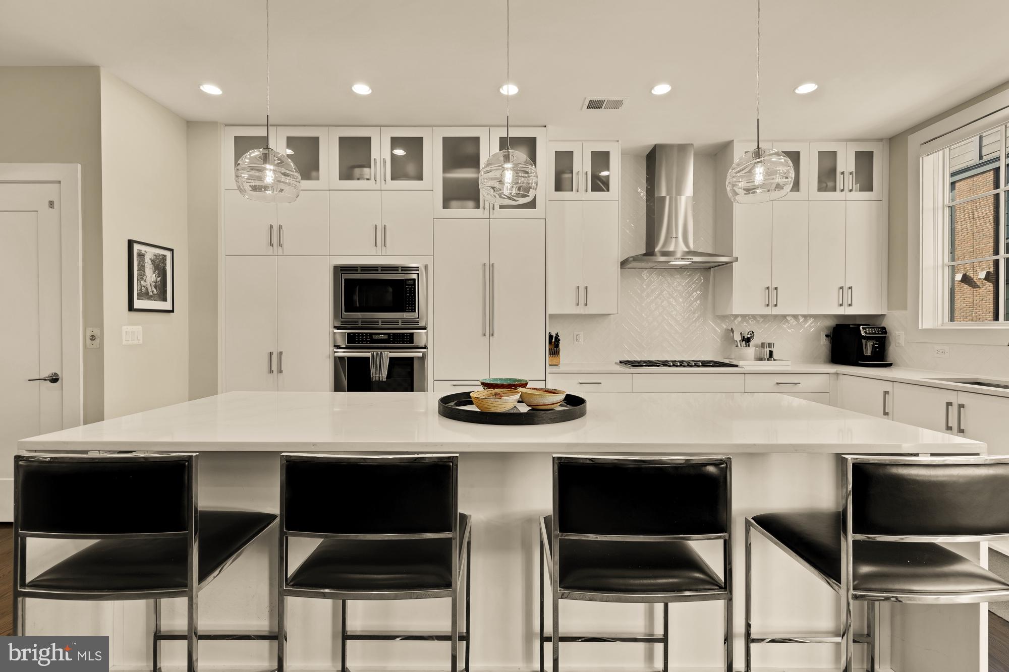 CHEVY CHASE - Residential