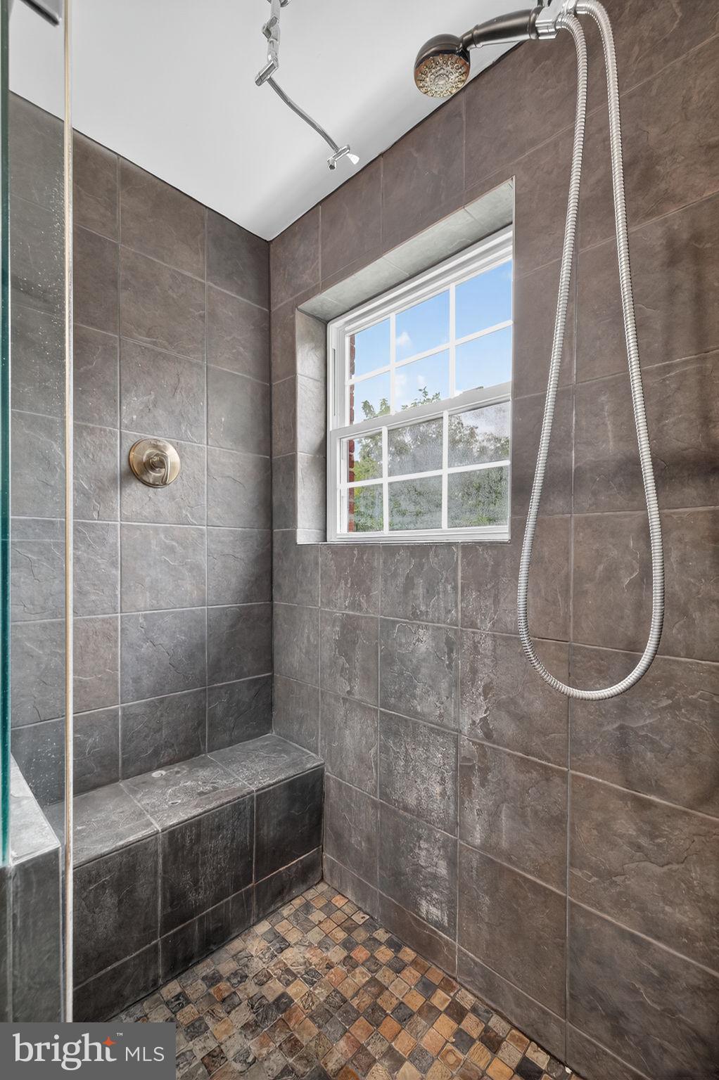 BROAD RUN - Residential