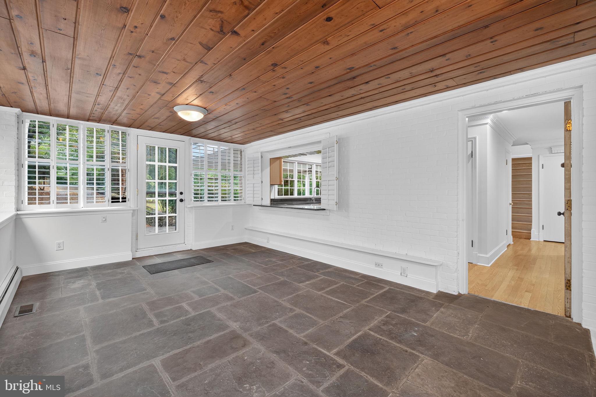 BROAD RUN - Residential