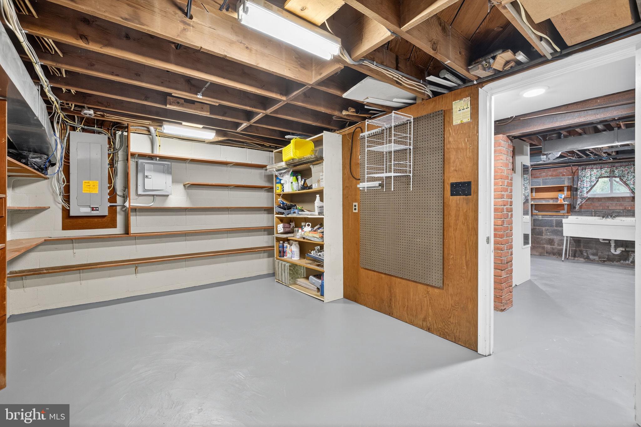 BROAD RUN - Residential