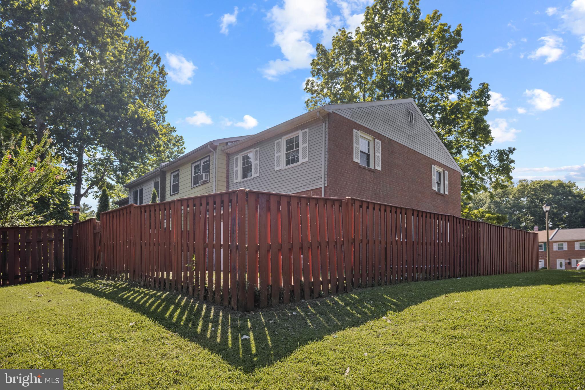 DALE CITY - Residential