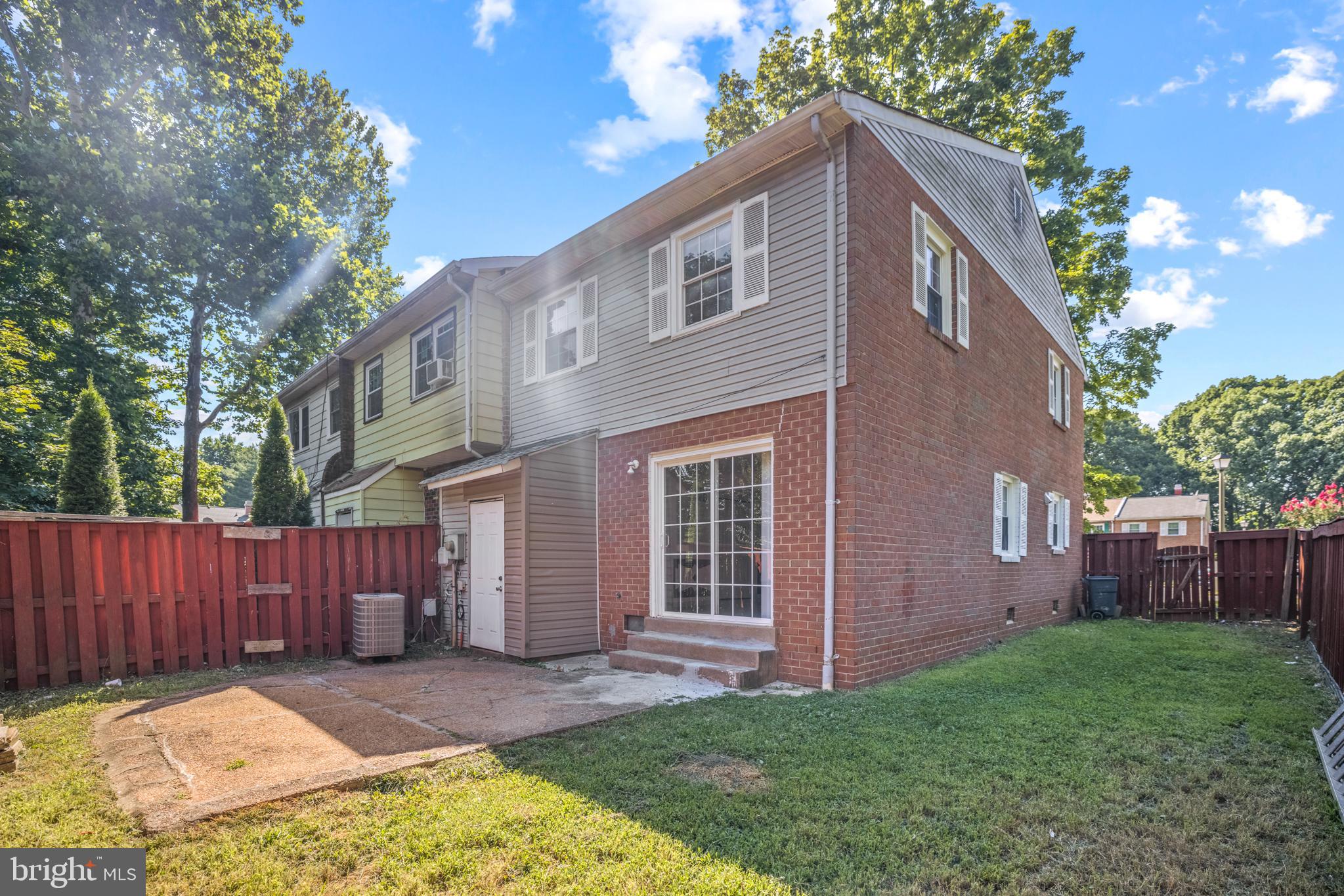 DALE CITY - Residential