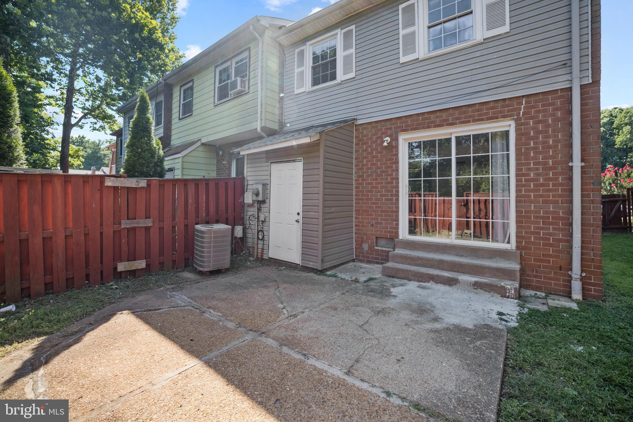 DALE CITY - Residential