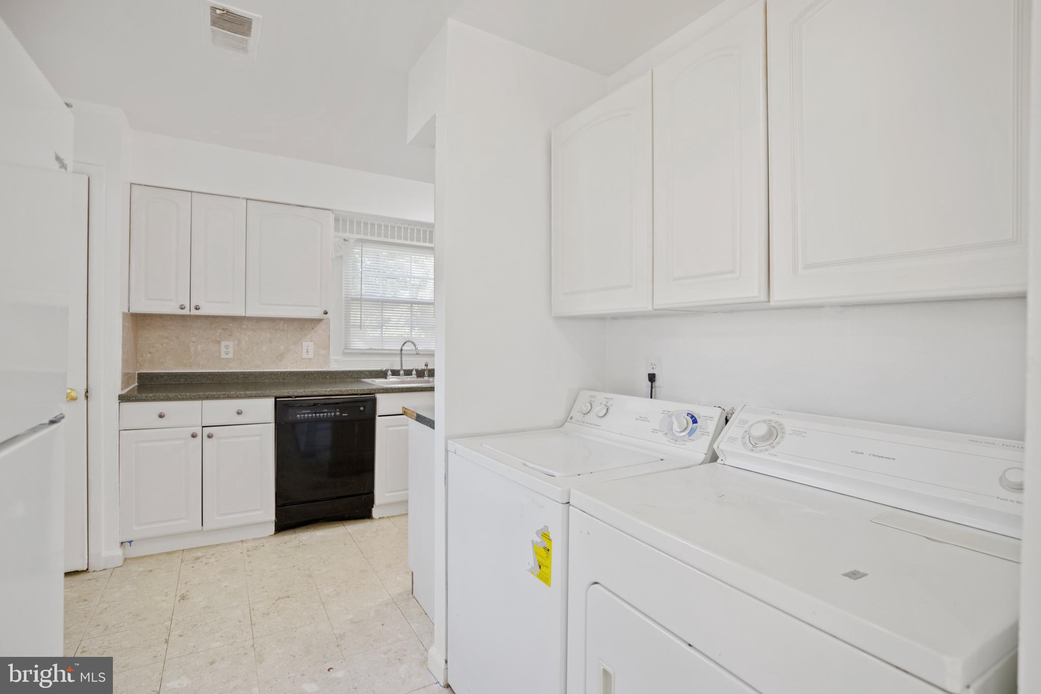 DALE CITY - Residential