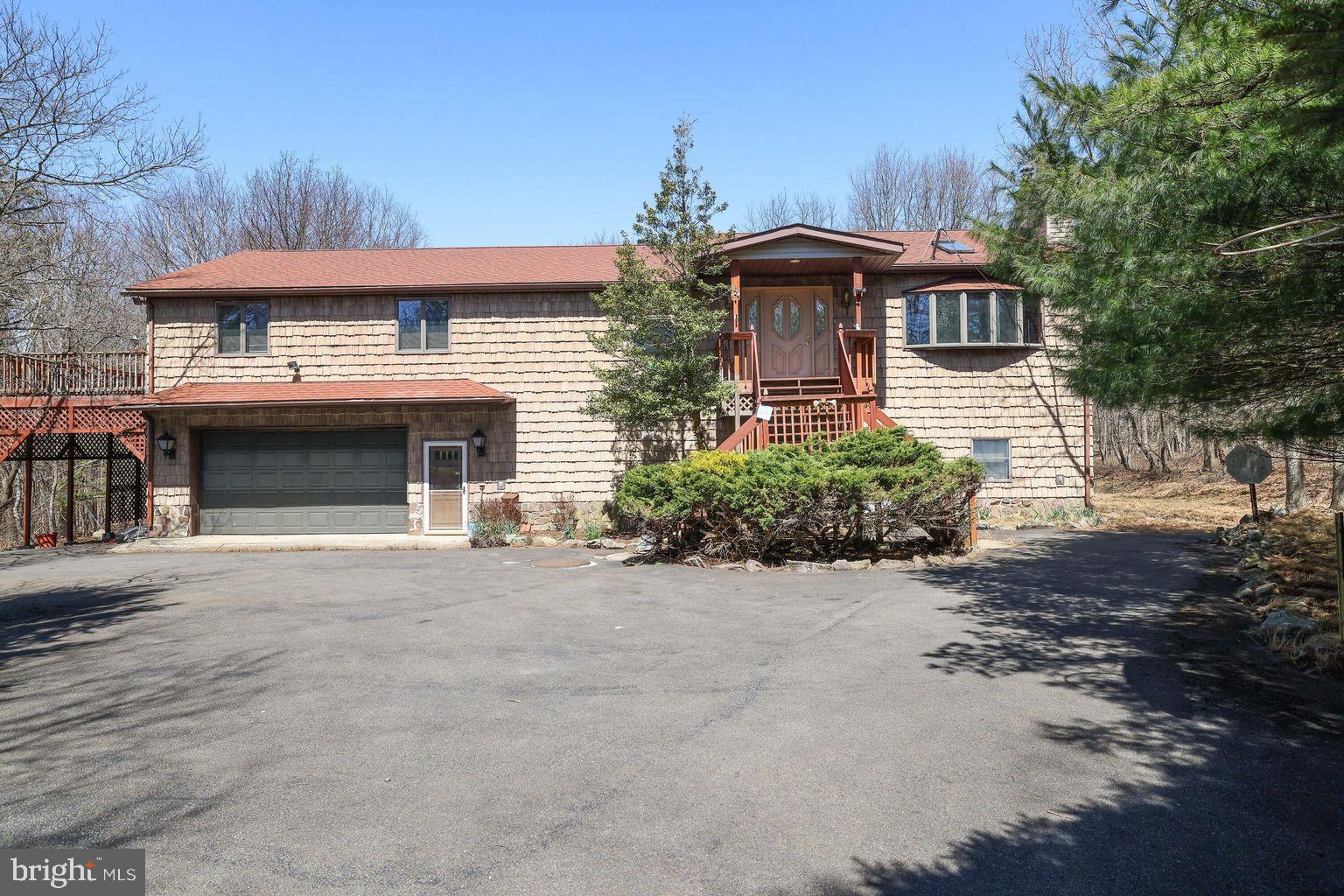 175 WINDING WAY