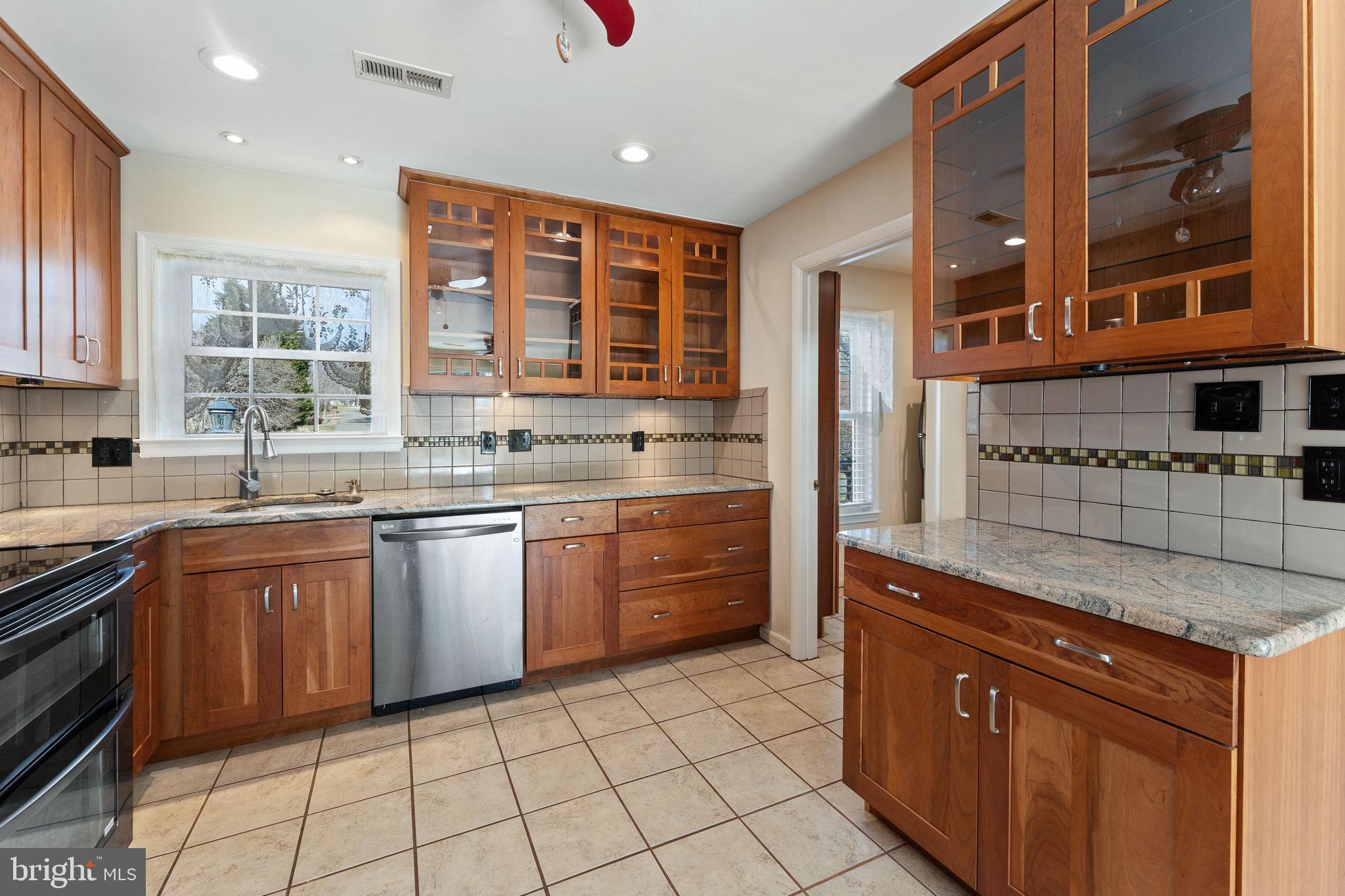 WARRENTON LAKES - Residential