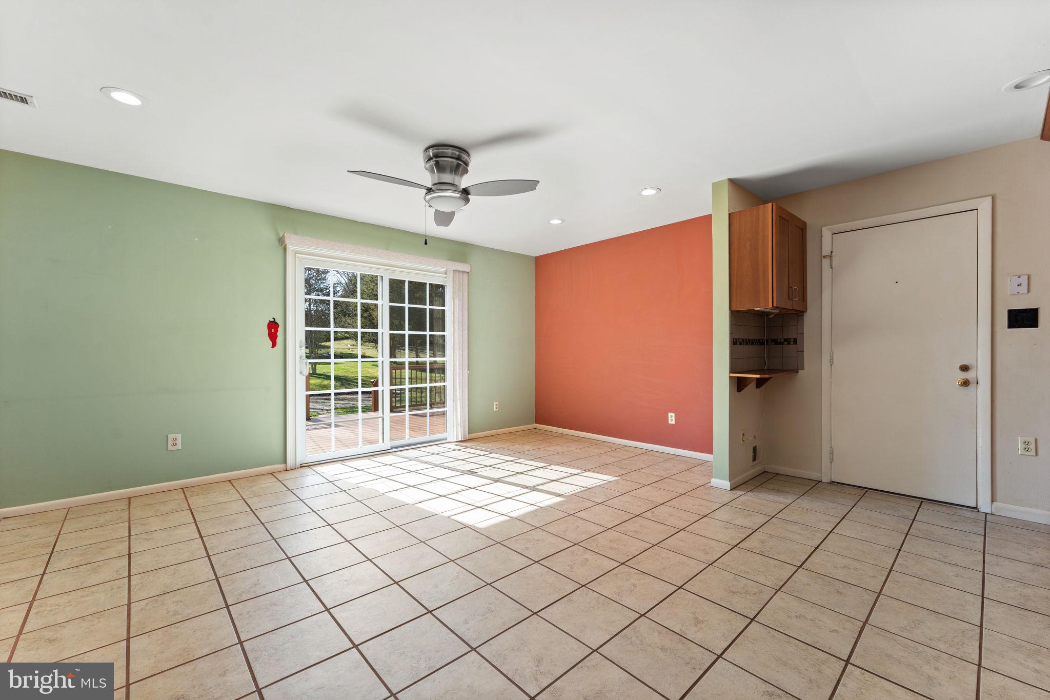 WARRENTON LAKES - Residential