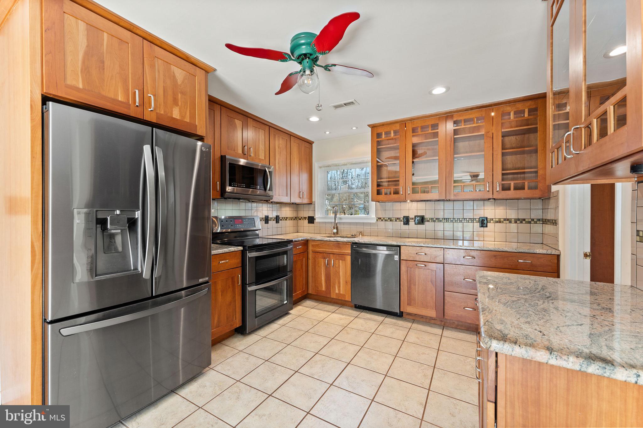 WARRENTON LAKES - Residential