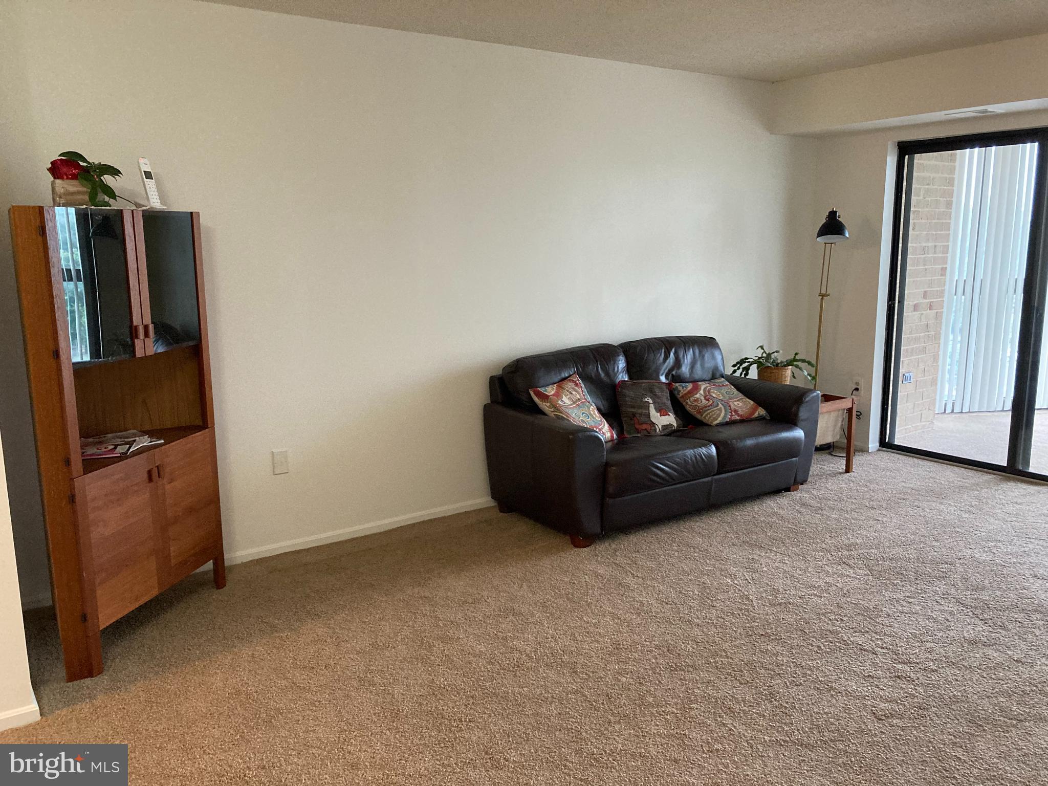 LEISURE WORLD - Residential