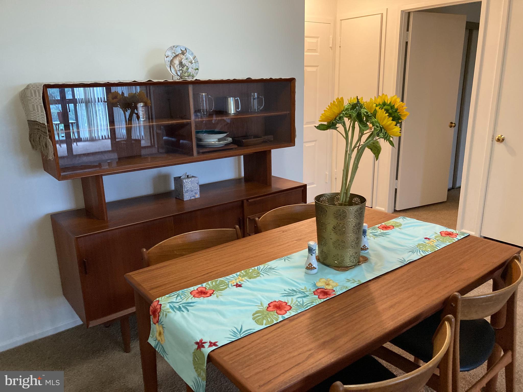 LEISURE WORLD - Residential