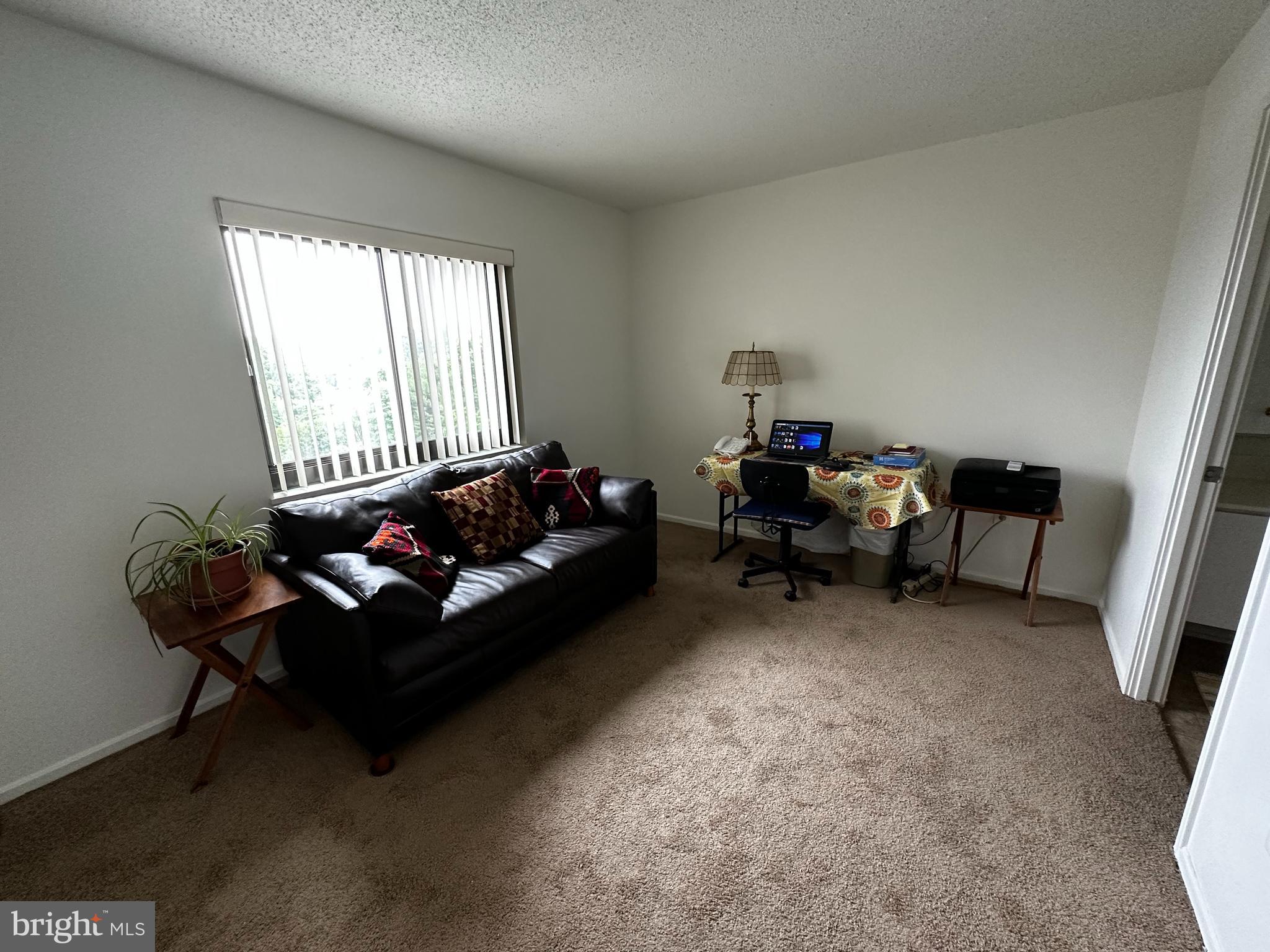 LEISURE WORLD - Residential