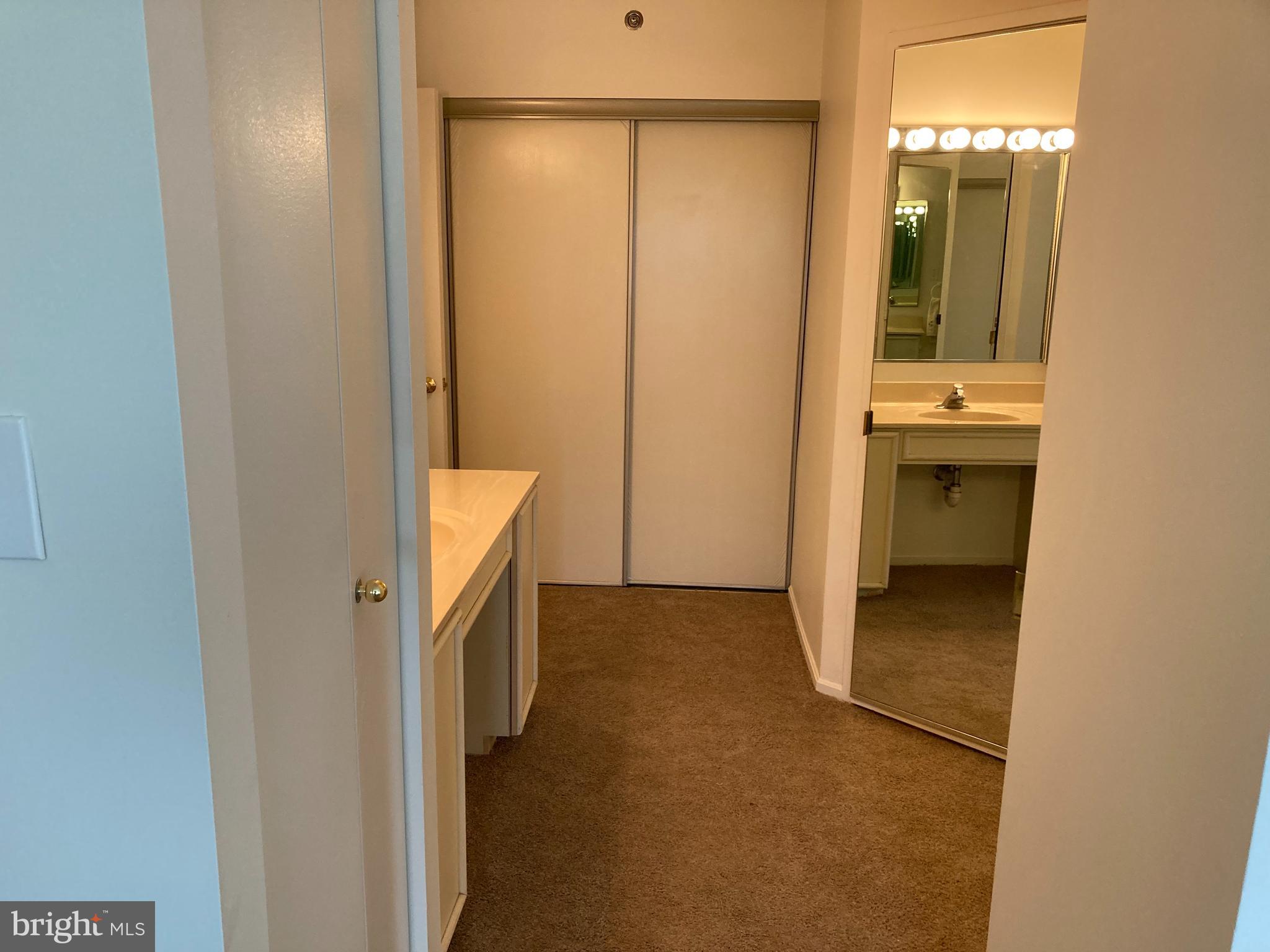 LEISURE WORLD - Residential