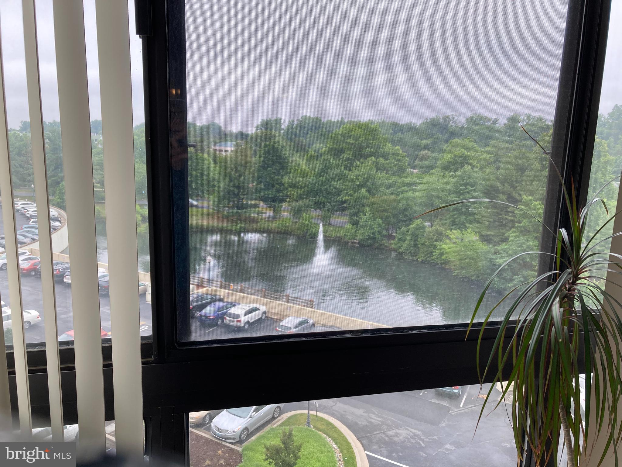 LEISURE WORLD - Residential