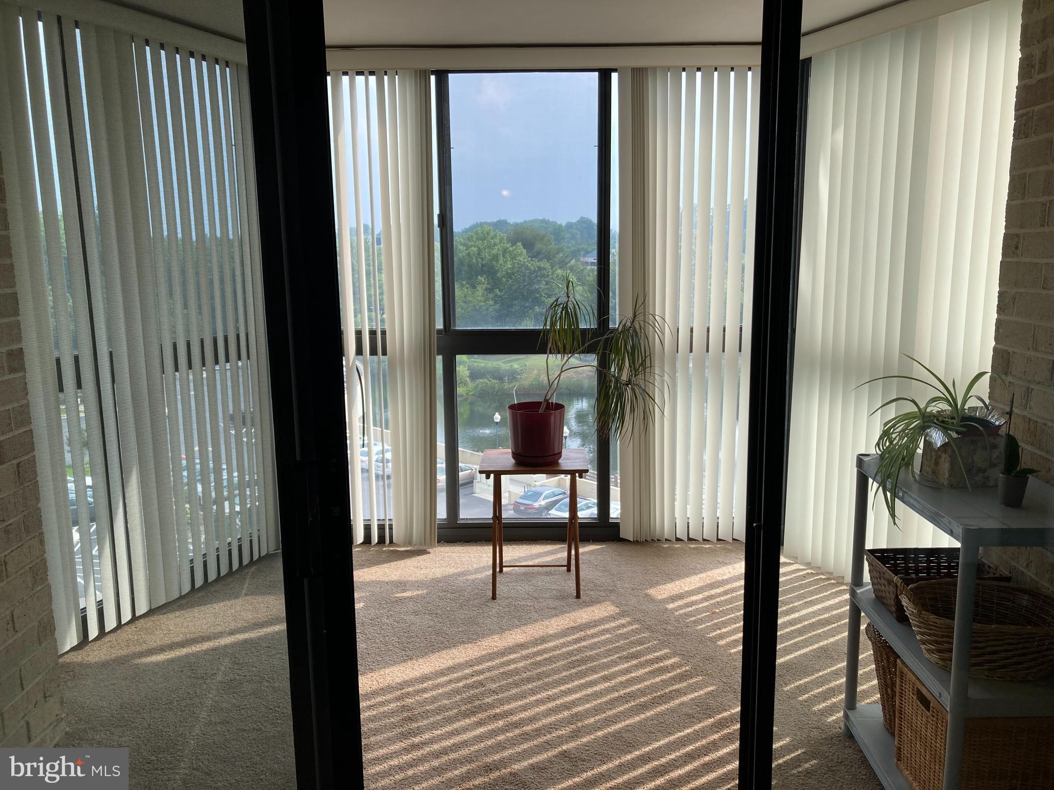 LEISURE WORLD - Residential