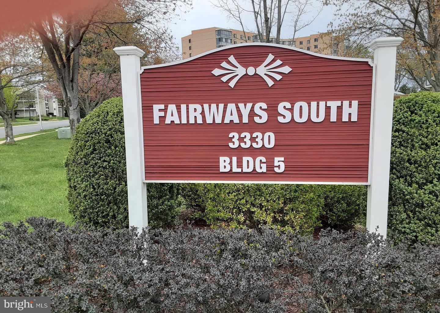 LEISURE WORLD - Residential