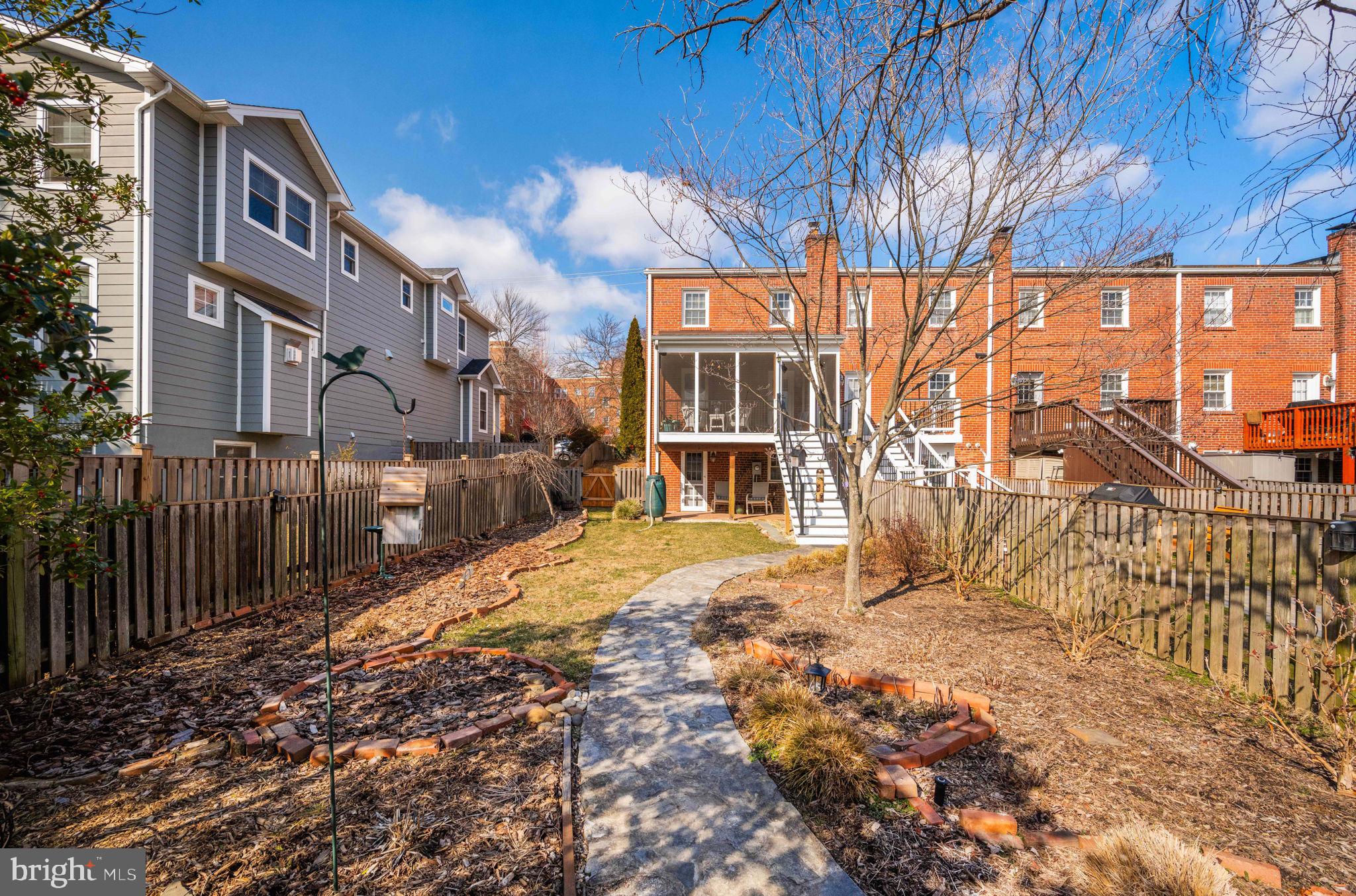 DEL RAY - Residential