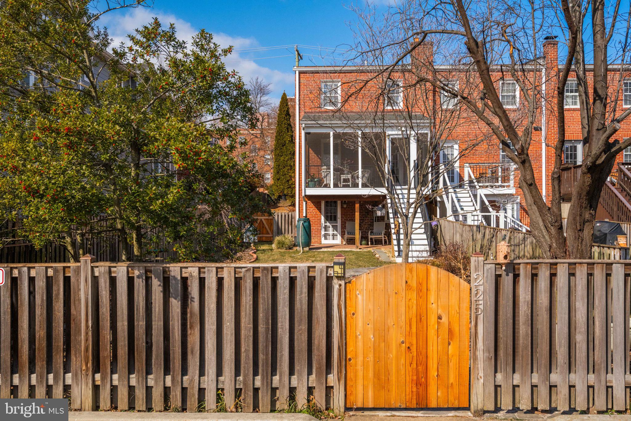 DEL RAY - Residential