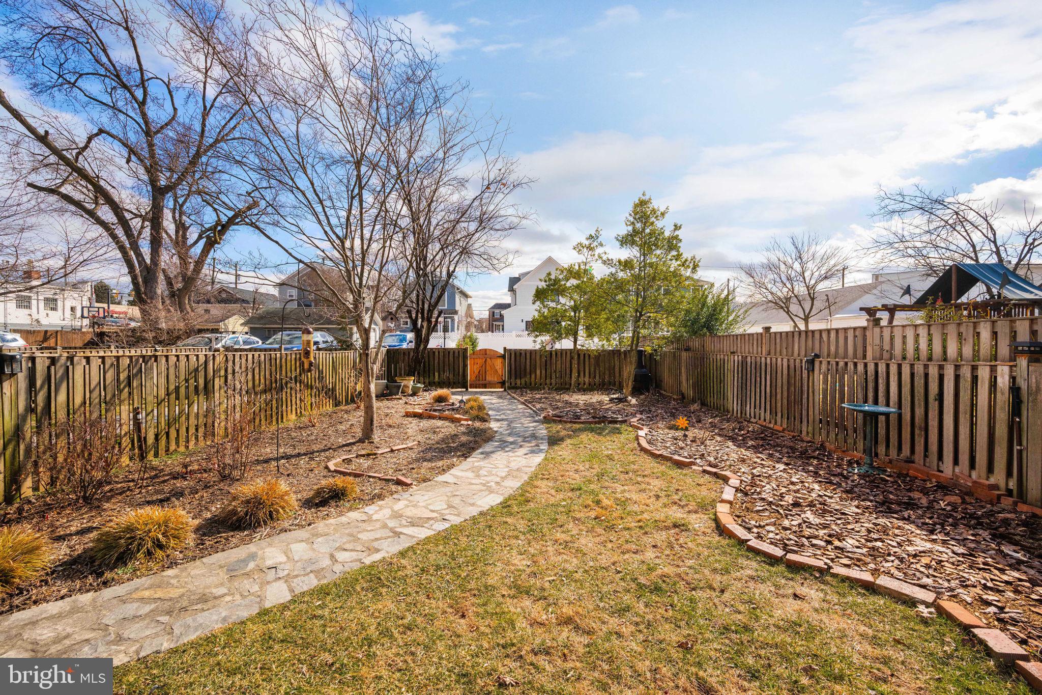 DEL RAY - Residential