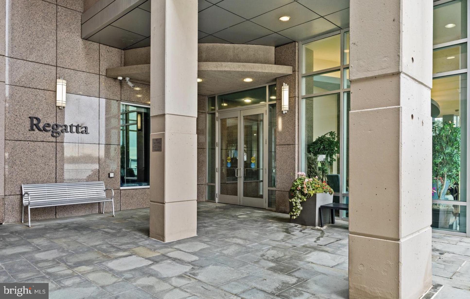 901 N PENN STREET R2304