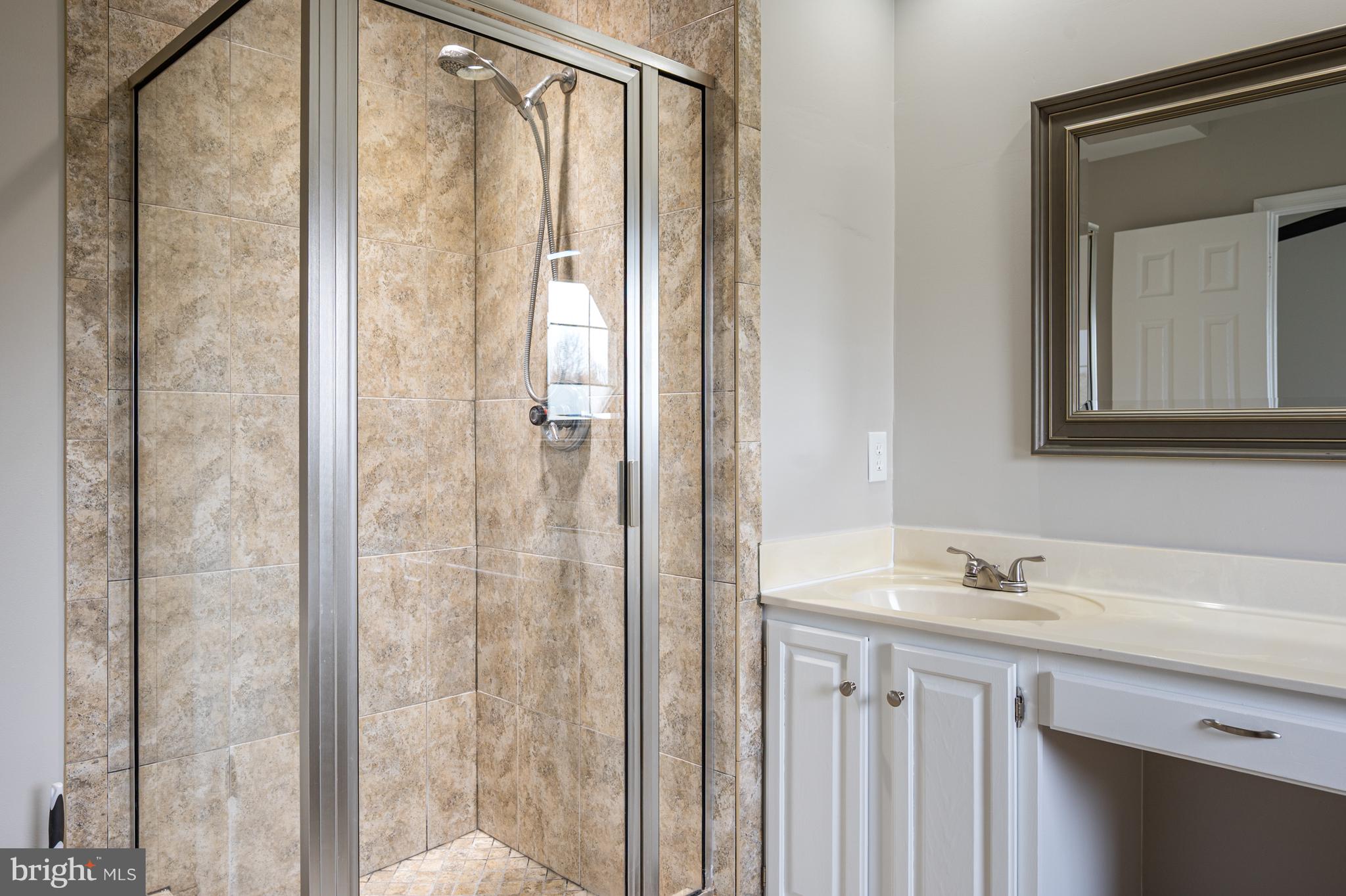 POTOMAC LAKES - Residential