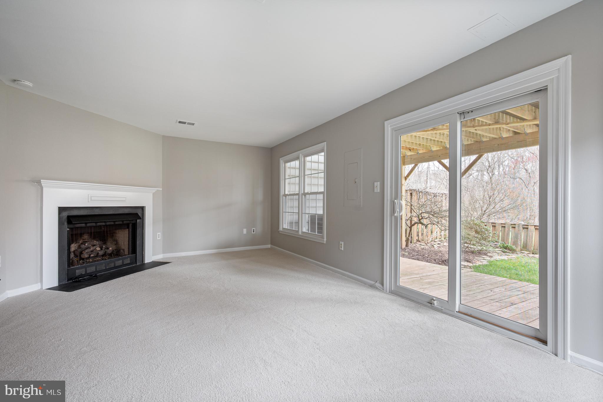 POTOMAC LAKES - Residential