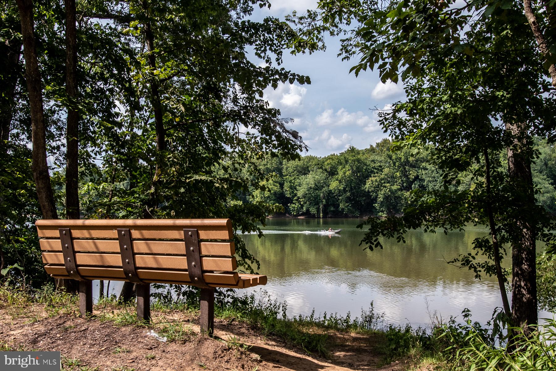 POTOMAC LAKES - Residential
