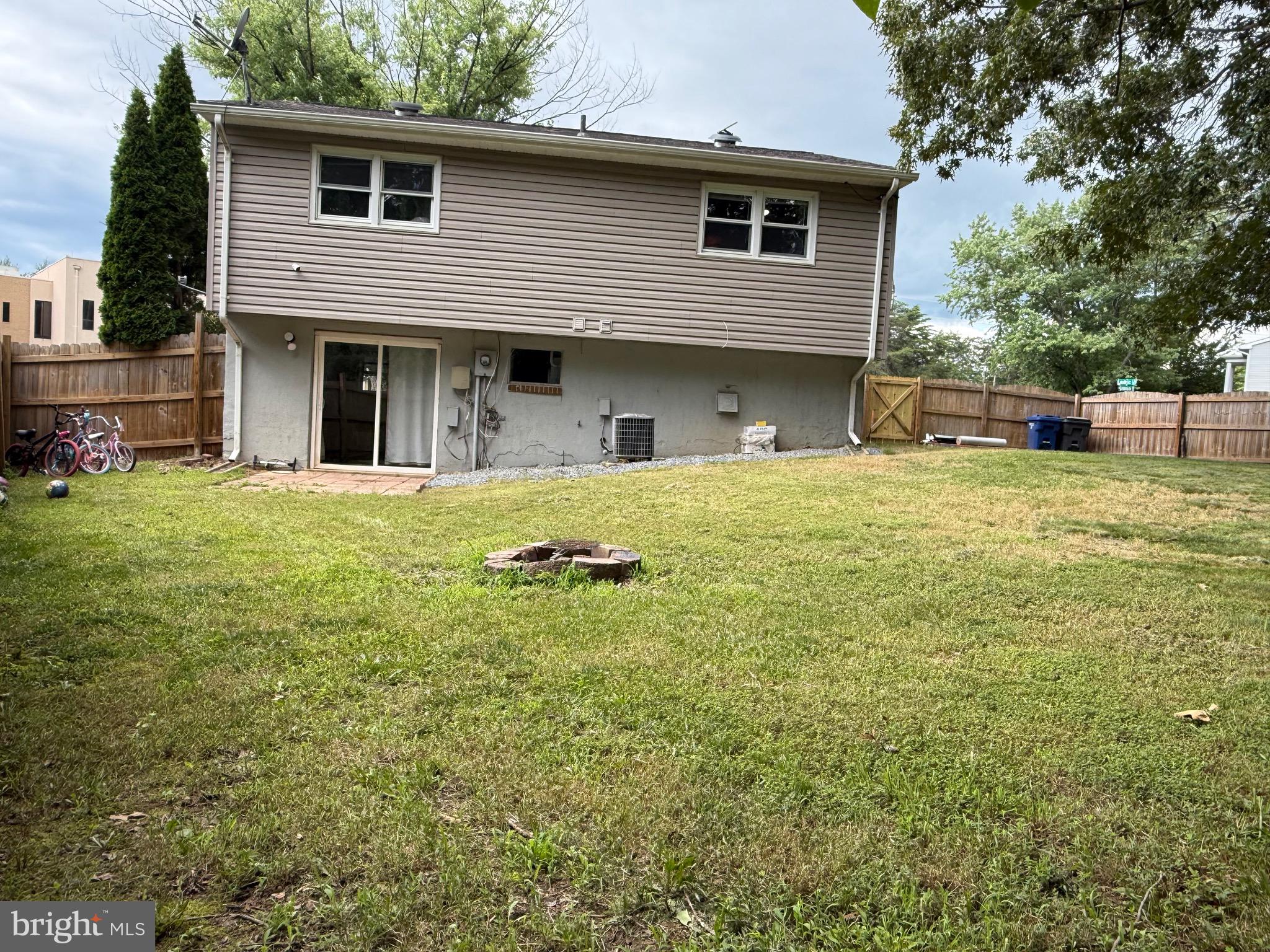 DALE CITY - Residential