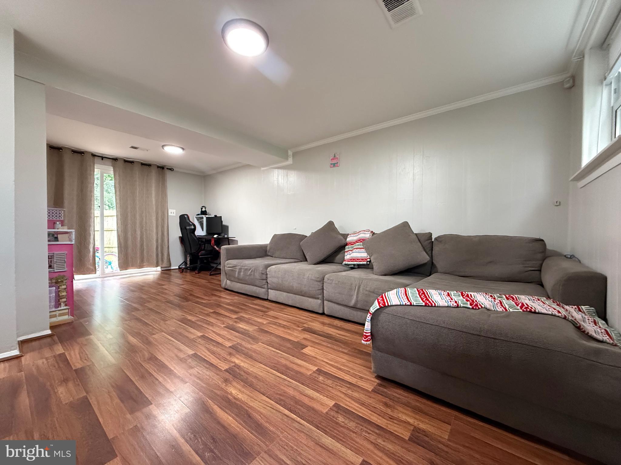 DALE CITY - Residential