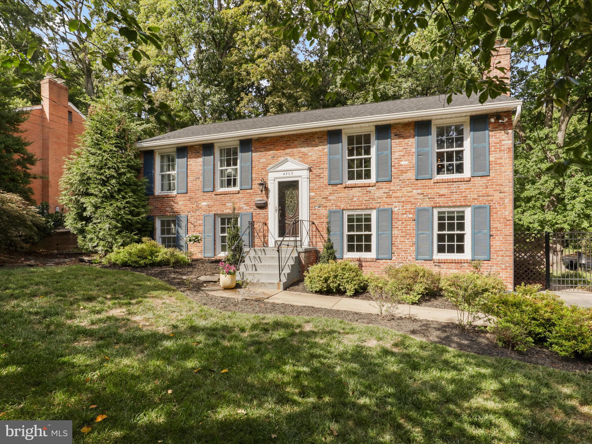 BELLE WOOD - Residential