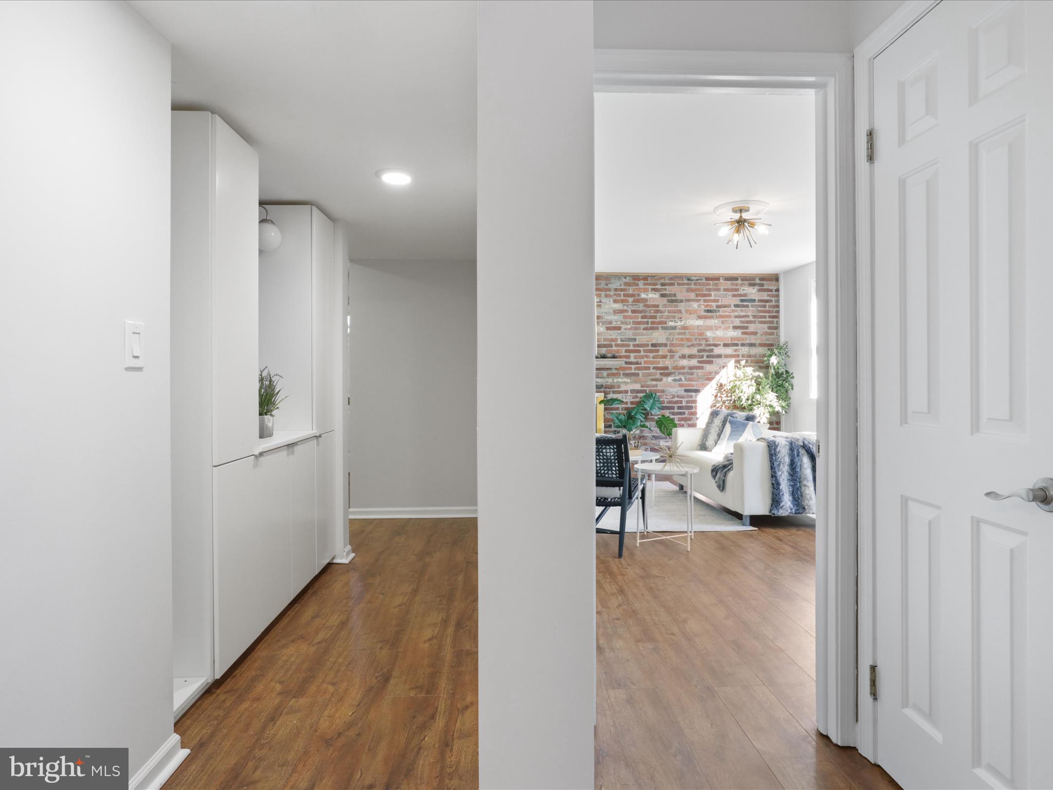 BELLE WOOD - Residential