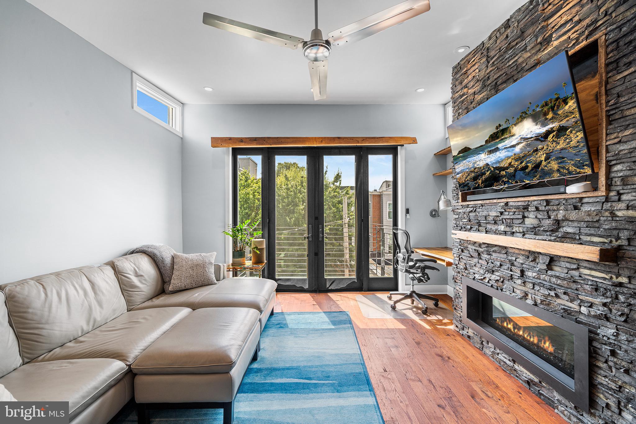 GRADUATE HOSPITAL - Residential