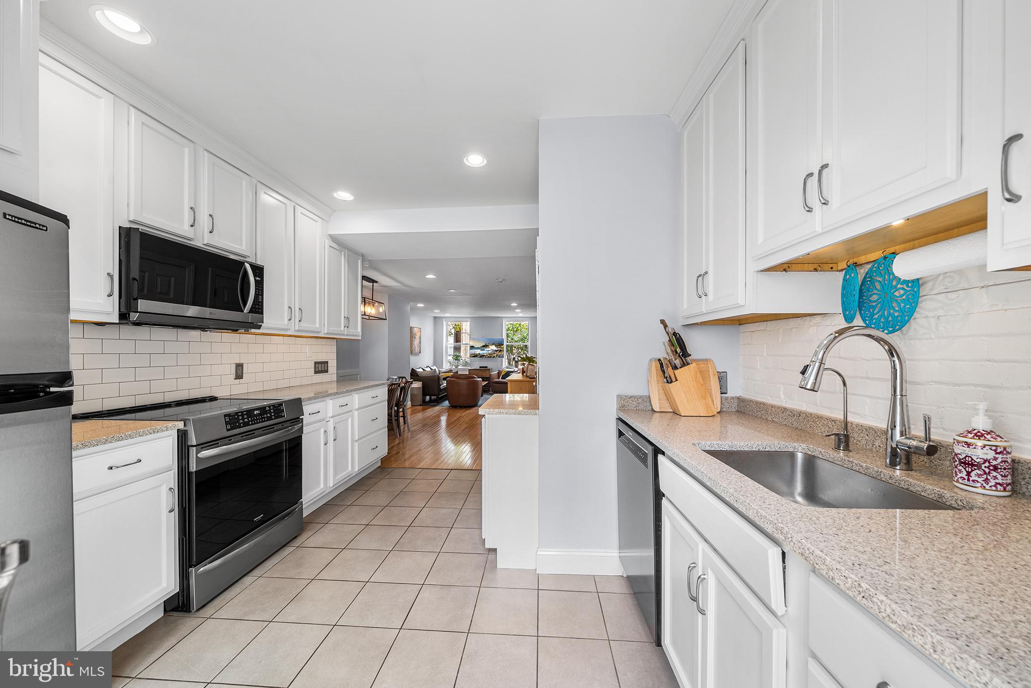 GRADUATE HOSPITAL - Residential