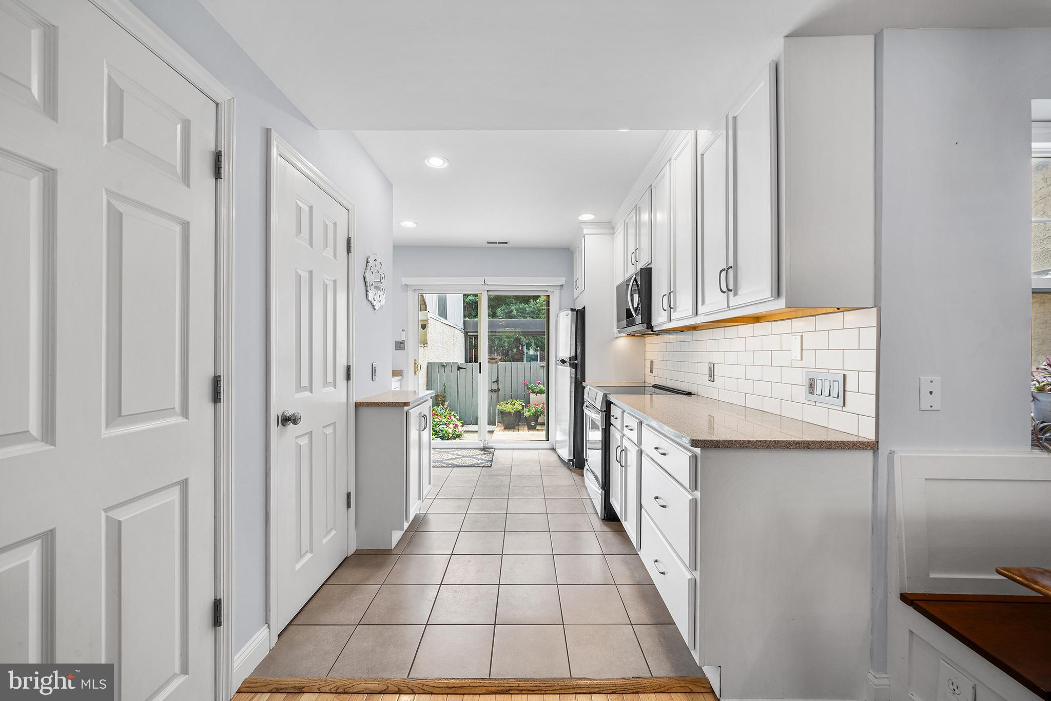 GRADUATE HOSPITAL - Residential