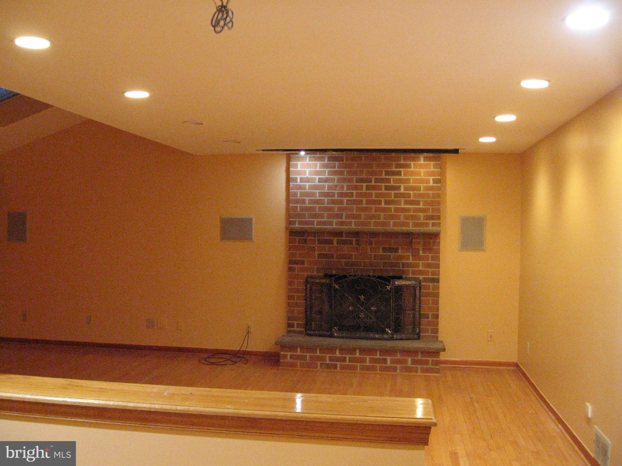 FOXCROFT - Residential Lease