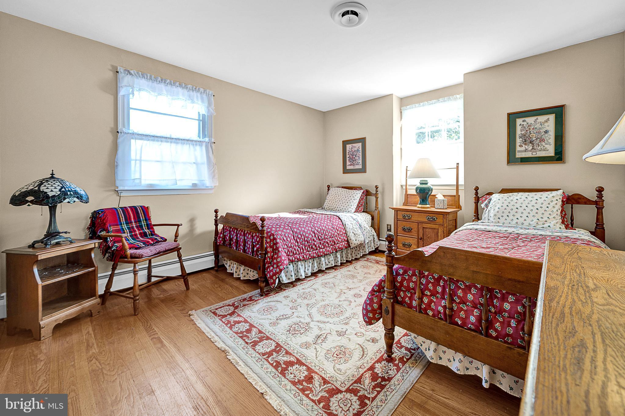 VALLEYWOOD - Residential