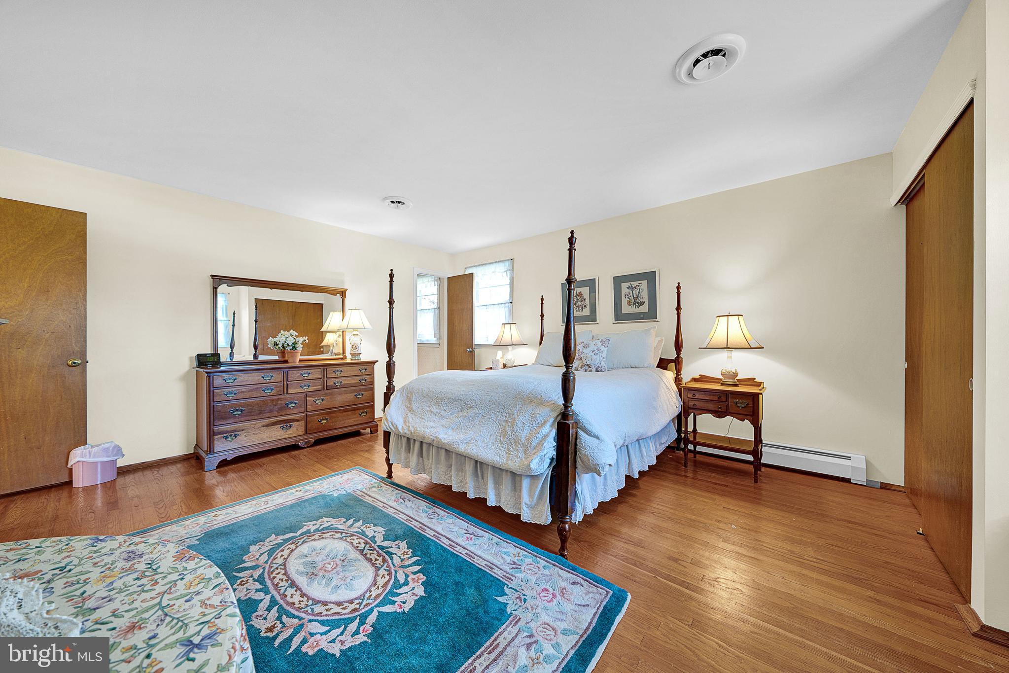 VALLEYWOOD - Residential