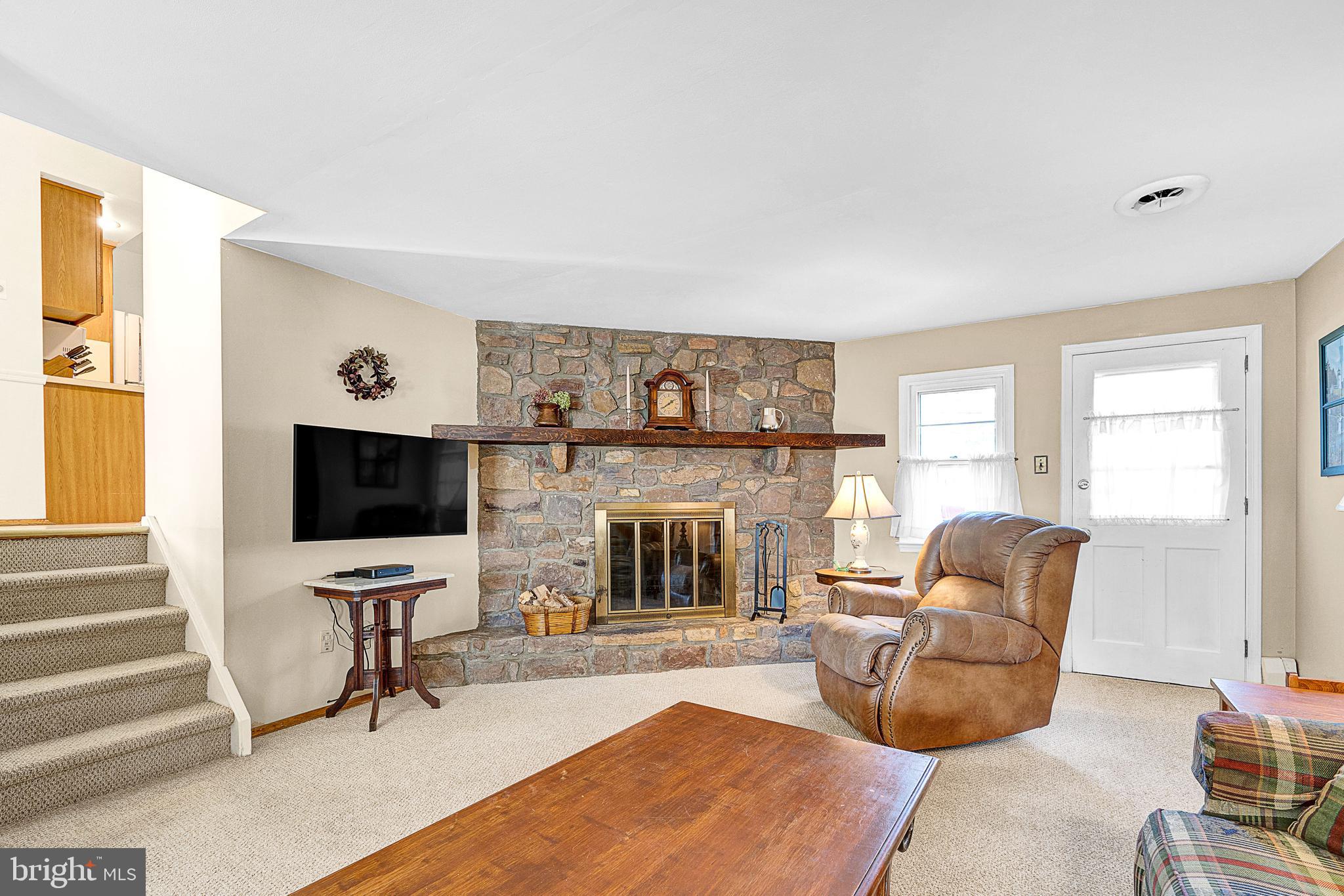 VALLEYWOOD - Residential