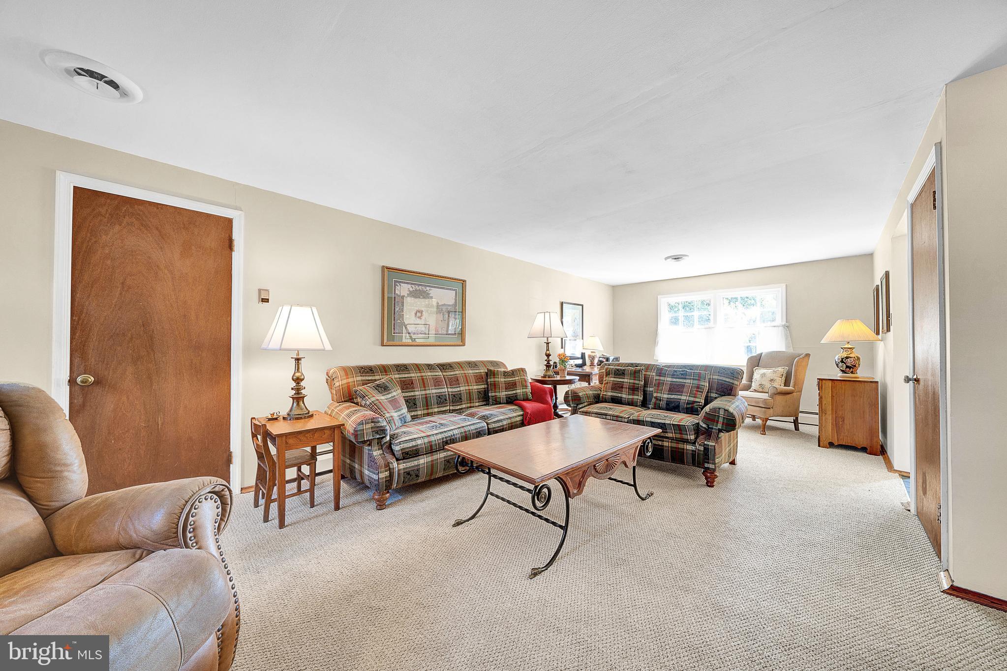 VALLEYWOOD - Residential
